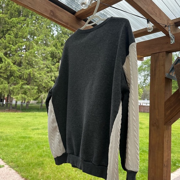 SHEIN Gray and Cream Crew Neck Sweater with Soft Knit - Picture 12 of 16